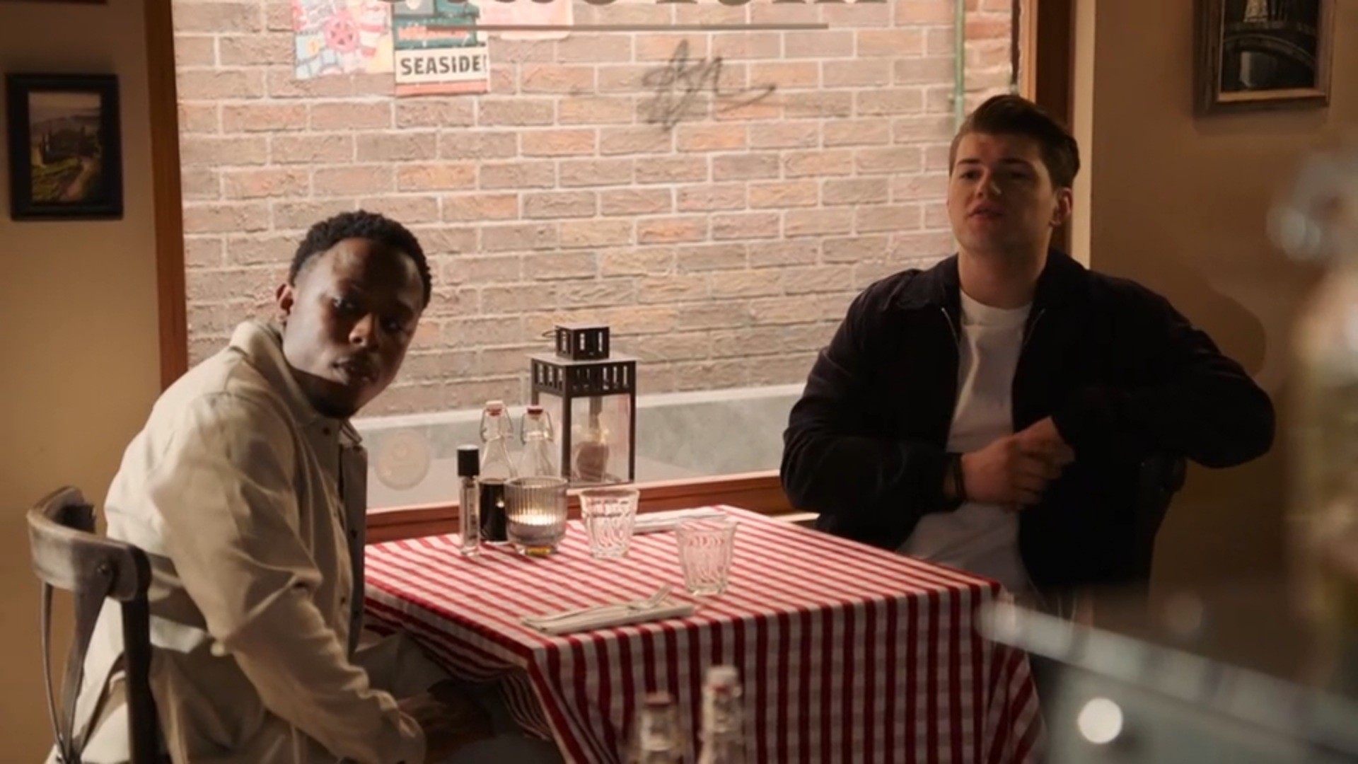 Valentijn weet hoe hij moet frustreren.